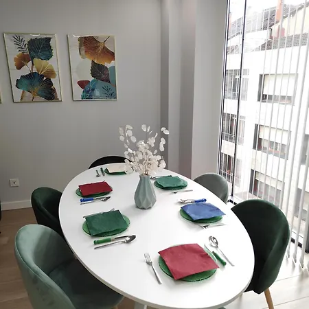 Elegancia Y Modernidad En Pleno Centro Apartamento Oviedo