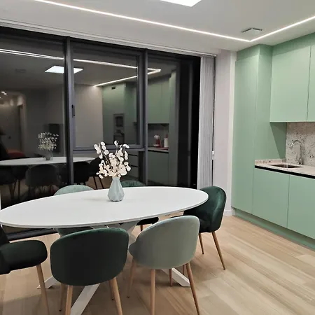 Elegancia Y Modernidad En Pleno Centro Apartamento